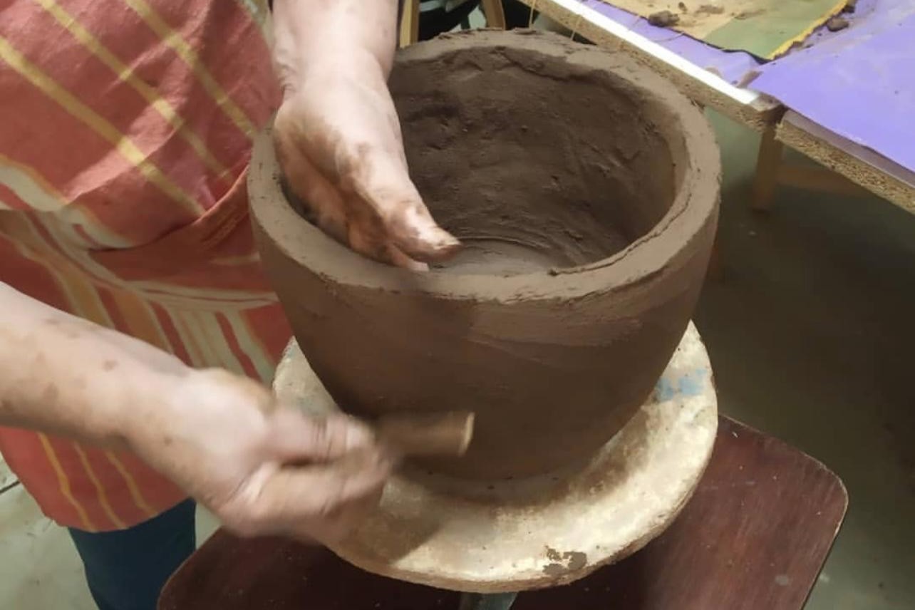 Formación en cerámica con Enrique Vela